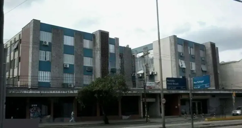 Apartamento com 3 quartos à venda na Avenida Assis Brasil, 280, Santa Maria Goretti, Porto Alegre