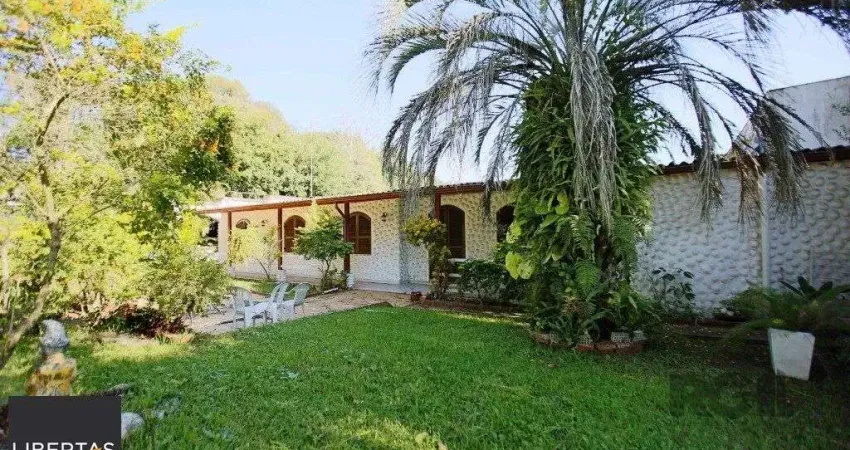 Casa à venda na Rua Dolores Duran, 190, Lomba do Pinheiro, Porto Alegre