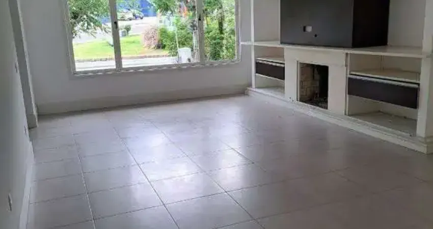 Casa com 3 quartos à venda na Rua Indianápolis, 332, Três Figueiras, Porto Alegre