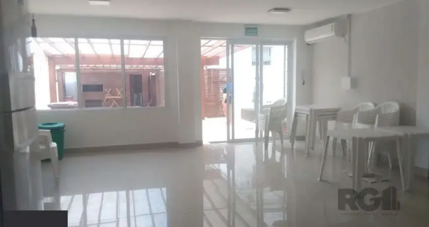 APARTAMENTO DE 2 DORMITORIOS REFORMADO BAIRRO SANTO ANTONIO - POA/RS