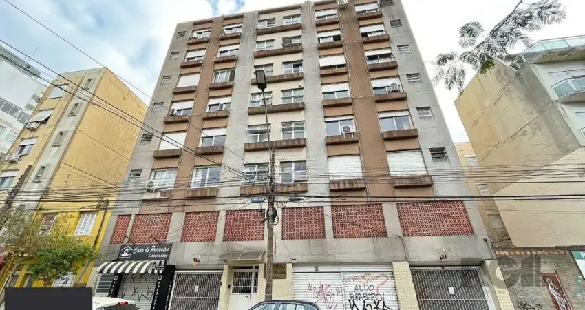Apartamento de um dormitório na rua Washington Luiz, Centro Histórico de Porto Alegre.
