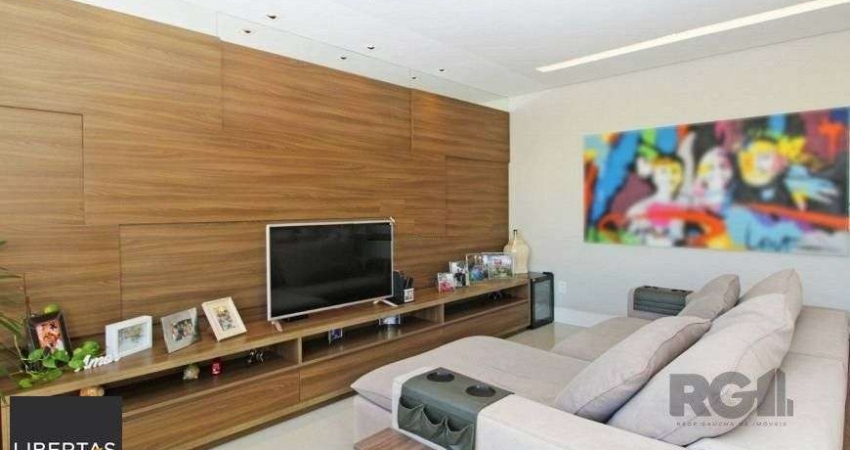 EXCELENTE OPORTUNIDADE! 120m2, 2 VAGAS, ANDAR ALTÍSSIMO COM VISTA PARA AEROPORTO! Apartamento 3 dormitórios (sendo 1 suíte)