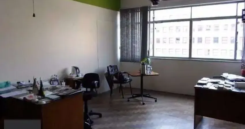 Sala comercial à venda na Rua Siqueira Campos, 1184, Centro Histórico, Porto Alegre