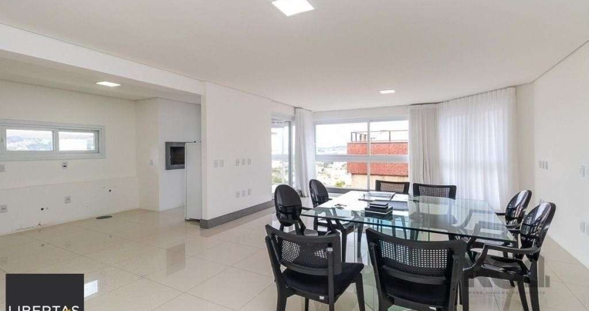 Excelente cobertura de 238m² com 3 dormitórios e 2 vagas.