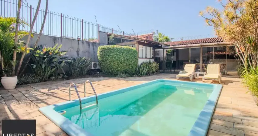 Casa para Venda - 410m², 3 dormitórios, sendo 3 suites, 2 vagas - Ipanema