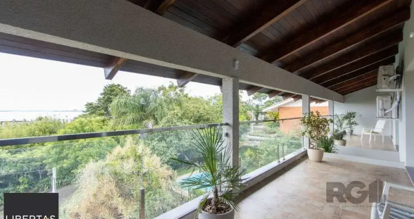 Sobrado com vista para Rio, 3 quartos, 2 suites, pátio, piscina, vaga para 4 carros - Bairro Vila Assunção
