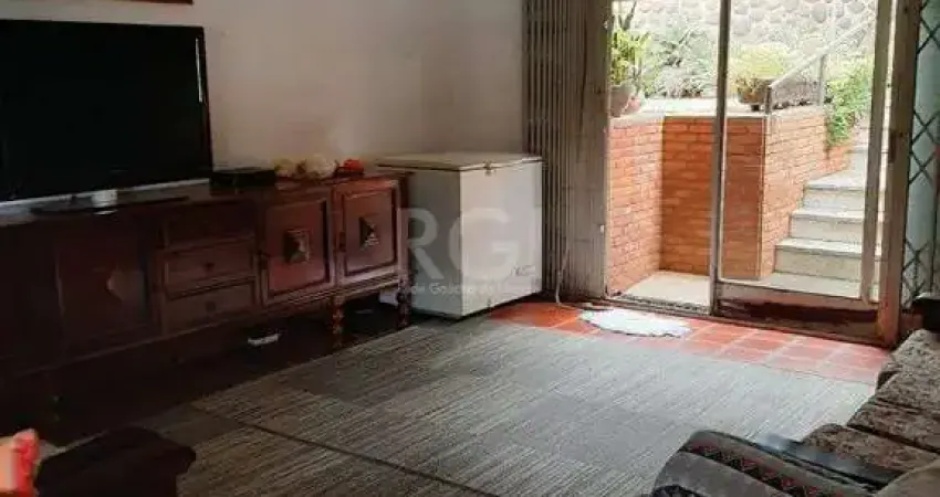 Excelente terreno na Honório Silveira Dias com 11,00 de frente, no meio aumenta para 13,40 m e 58,00 Próximo Zaffari Higienópolis
