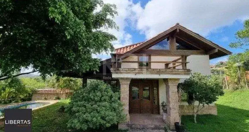 Casa para Venda - 600m², 4 dormitórios, sendo 4 suites, Vila Nova