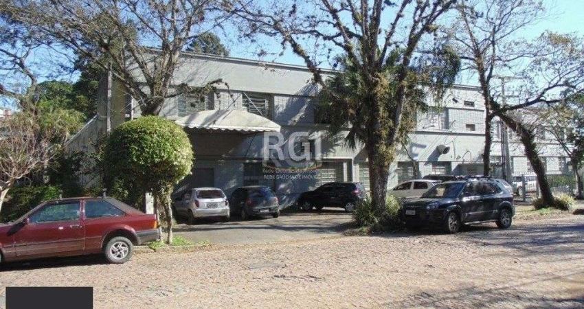 Depósito/Pavilhão para Venda - 2000m², 0 dormitórios, Teresópolis