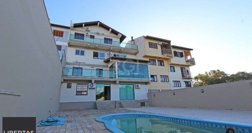 Casa para Venda - 445.52m², 4 dormitórios, sendo 4 suites, 4 vagas - Teresópolis