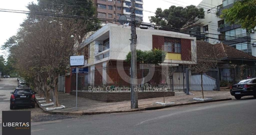 Casa para Venda - 150m², 3 dormitórios, sendo 1 suites, 3 vagas - Petrópolis