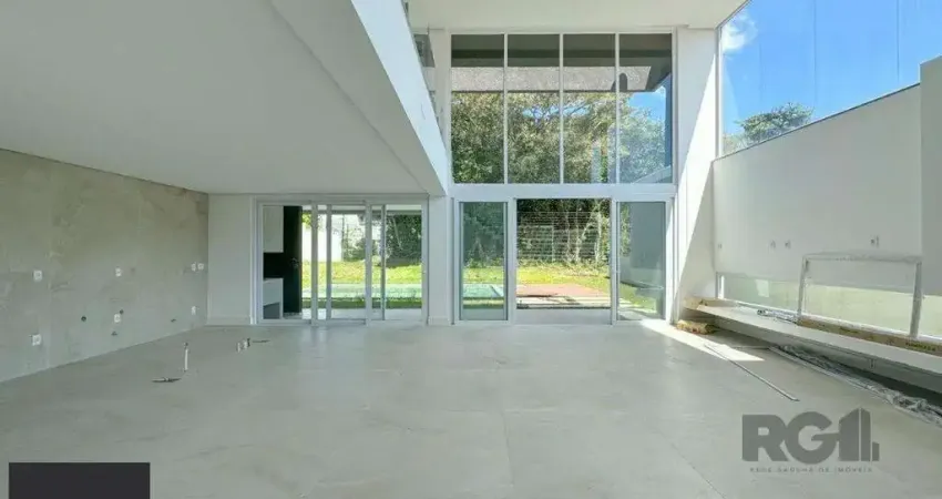 Casa Condominio para Venda - 300m², 4 dormitórios, sendo 4 suites, 2 vagas - Alphaville