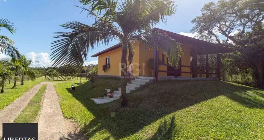 Sítio para Venda - 393m², 3 dormitórios, 6 vagas - Belém Novo