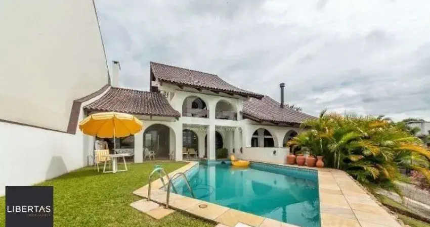 Casa para Venda - 456m², 3 dormitórios, sendo 2 suites, 2 vagas - Vila Assunção
