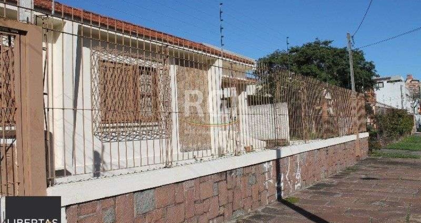 Casa para Venda - 220m², 4 dormitórios, 9 vagas - Cristal