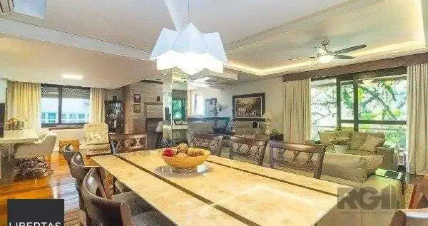 Vende-se luxuoso apartamento 2 quartos com 3 suítes, escritório, lareira, decorado por arquitero e 2 vagas - 157m² - Rio Branco