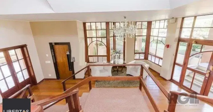 Vende-se luxuoso apartamento 4 quartos com 4 suítes, 2 vagas coberta, dependência completa, próximo da Encol - 306m² -  Auxiliadora