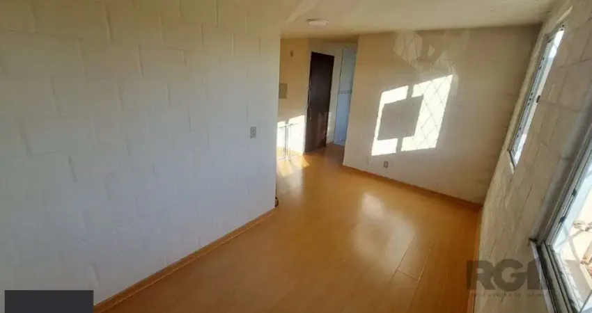 Apartamento semimobiliado de 2 dormitórios no bairro Vila Nova