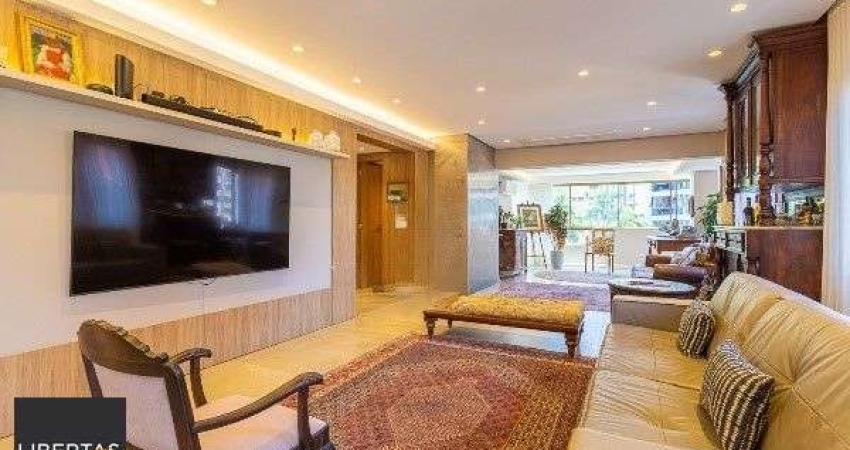 Apartamento com 4 quartos, 1 suíte e 2 vagas — 200 m² — Bela Vista