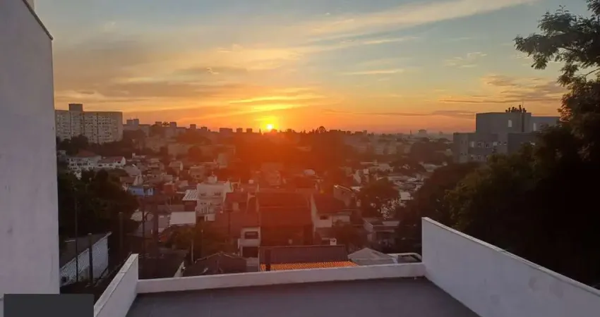 Casa à venda em Santo Antônio - Porto Alegre