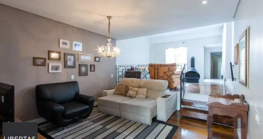 Apartamento de  186,66m2, 4 dormitórios, 1 suíte, 3 banheiros, 4 vagas,no bairro Rio Branco.
