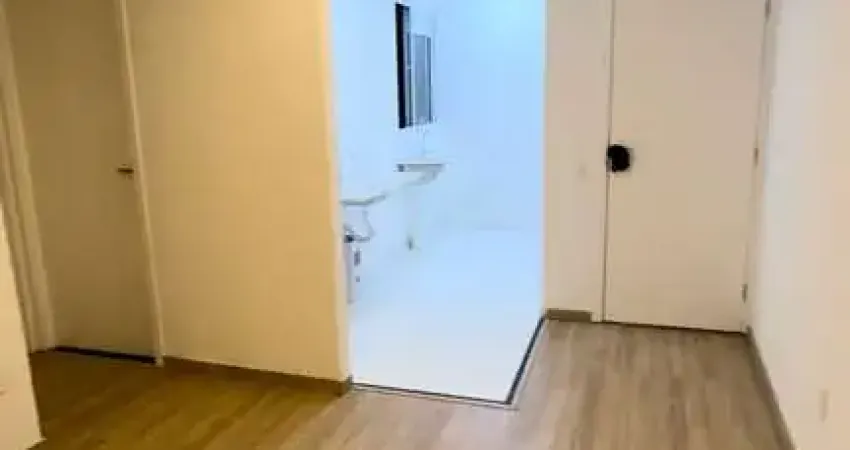 Apartamento com 02 quartos no Bairro Ipanema.