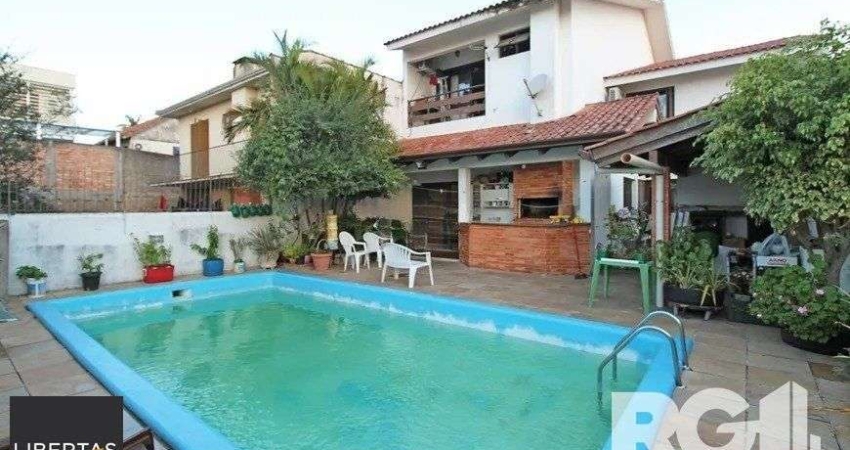 Casa com 3 quartos à venda na Rua Senegal, 230, Vila Ipiranga, Porto Alegre