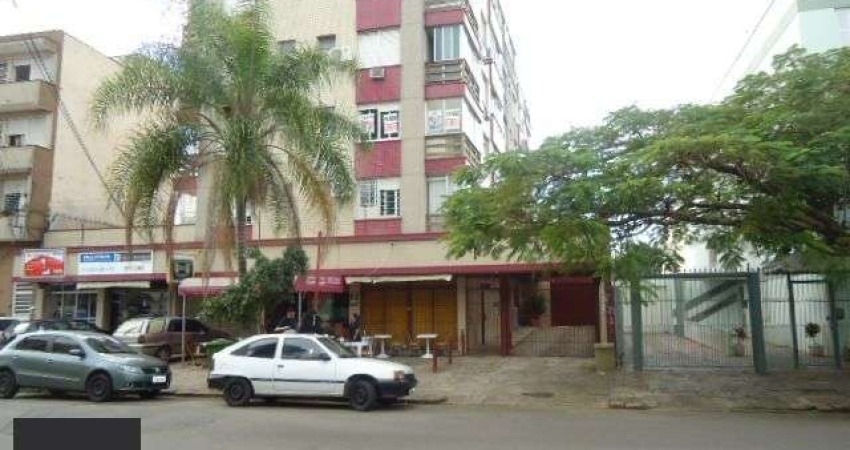 Apto de 01 dormitório, com vaga de garagem e elevador