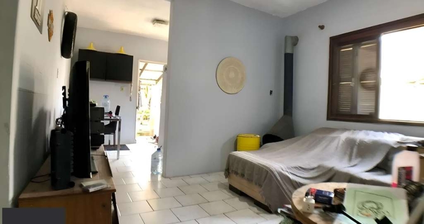 Casa com 2 dormitórios e 150m², no Bairro Jardim Sabará