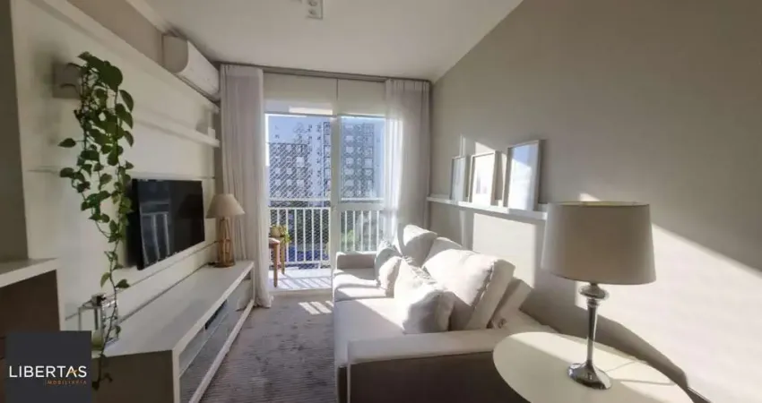 Lindo 2 dormitórios (1 suíte), churrasqueira, sacada e  1 vaga. Infra completa