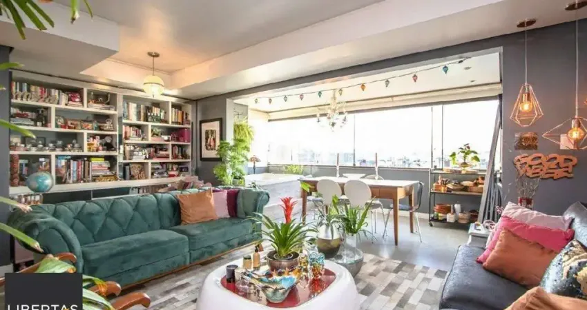 Apartamento 3 Suites/quartos no bairro Menino Deus, em Porto Alegre