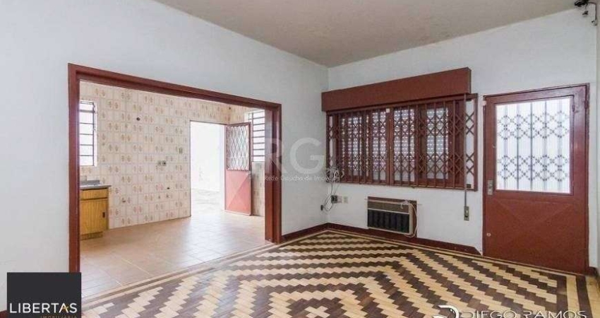 Casa a venda no Bairro menino Deus em porto alegre  com 5 Quartos e 5 banheiros à Venda, 334 m² por R$ 1.199.000