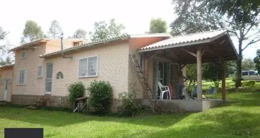Chácara / sítio com 3 quartos à venda na Estrada José Cardoso da Costa, 614, Lami, Porto Alegre