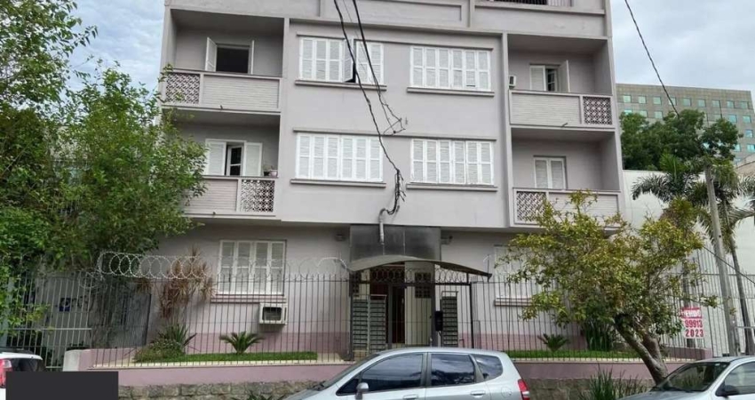 APARTAMENTO 1 DORMITÓRIO TÉRREO COM PATIO BAIRRO FLORESTA REFORMADO