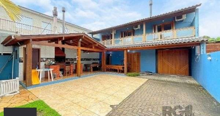 Casa para Venda - 399m², 4 dormitórios, sendo 1 suites, 6 vagas - Vila Nova
