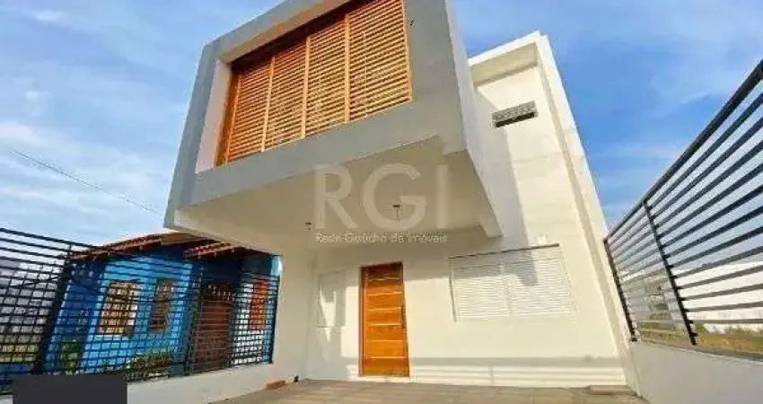 Casa para Venda - 217m², 3 dormitórios, sendo 1 suites, 2 vagas - Hípica