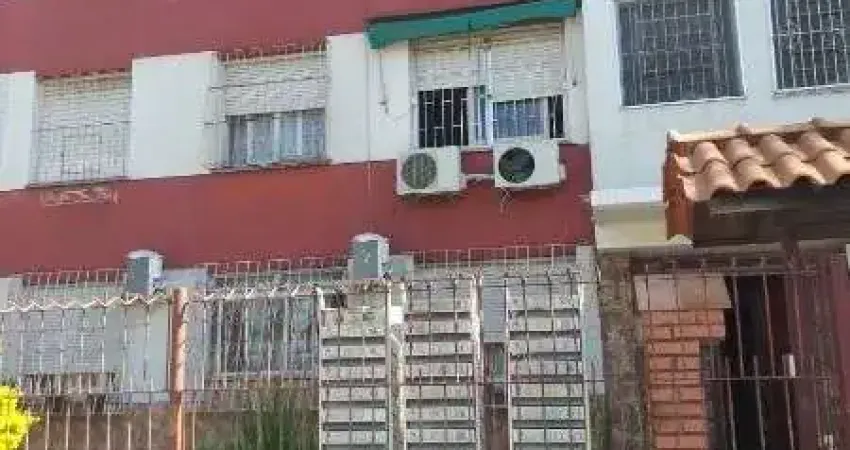 Apartamento JK em Porto Alegre, no bairro Jardim Leopoldina, com 1 dormitório(s), e 1 banheiros, à venda.