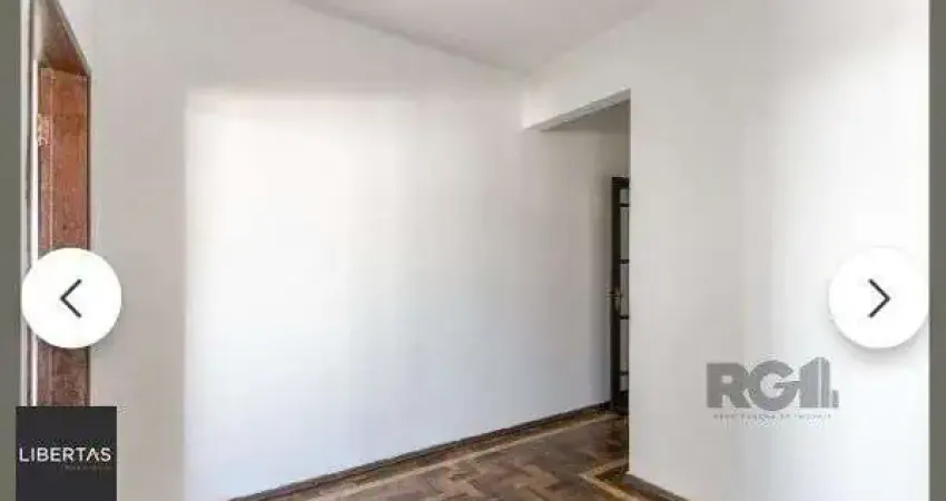 Apartamento em Porto Alegre, no bairro Santo Antônio, à venda.