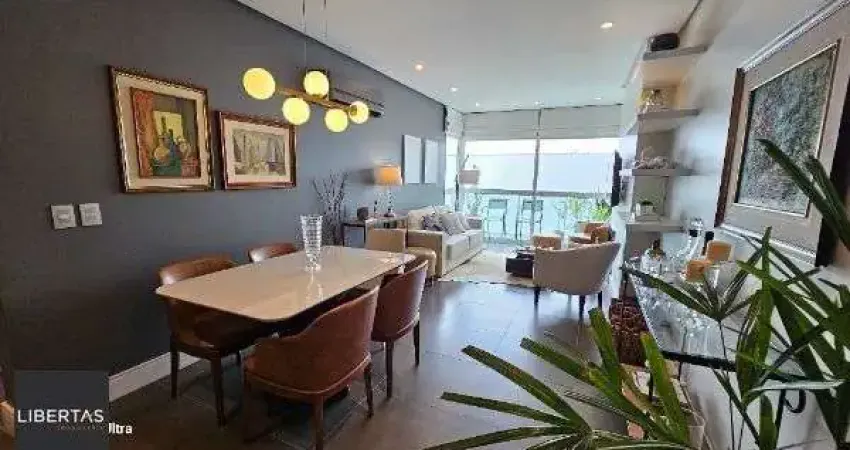 Apartamento em Porto Alegre, no bairro Chácara das Pedras, com 2 dormitório(s), e 2 banheiros, à venda.