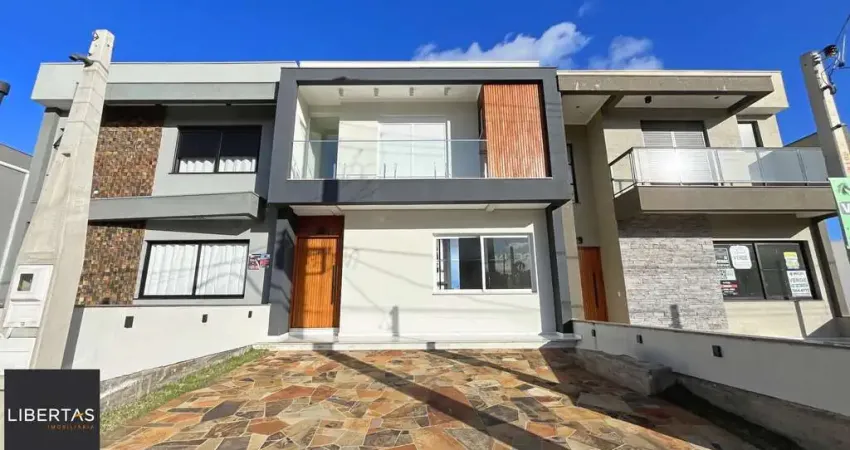 Casa em Porto Alegre, no bairro Hípica, com 3 dormitório(s), e 3 banheiros, à venda.