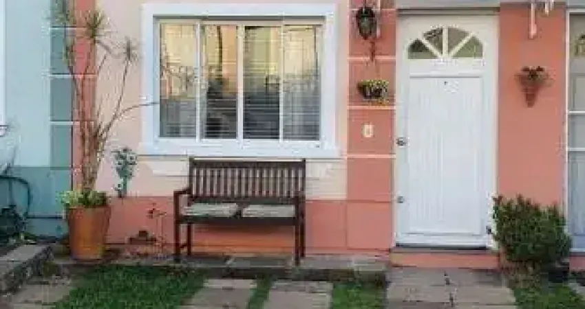 Casa Condominio em Porto Alegre, no bairro Cavalhada, com 2 dormitório(s), e 2 banheiros, à venda.
