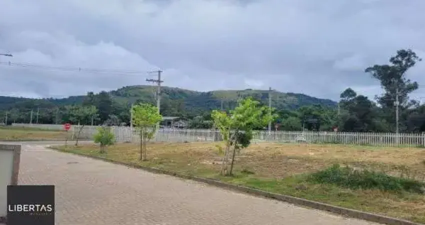 Terreno em Porto Alegre, no bairro Hípica, à venda.