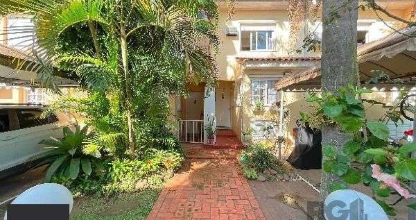 Casa Condominio em Porto Alegre, no bairro Tristeza, com 3 dormitório(s), e 3 banheiros, à venda.
