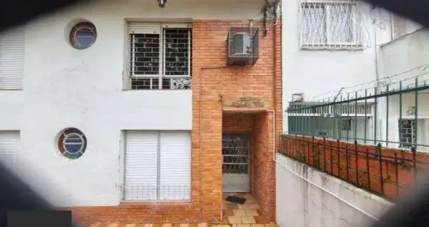 Apartamento JK em Porto Alegre, no bairro Medianeira, com 1 dormitório(s).
