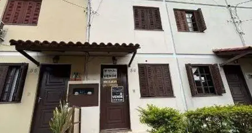 Casa Condominio em Porto Alegre, no bairro Vila Nova, com 3 dormitório(s), à venda.