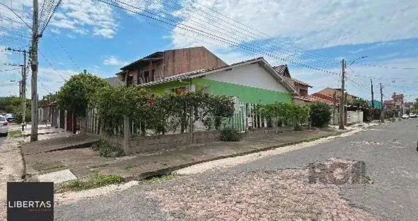Casa em Porto Alegre, no bairro Hípica, com 2 dormitório(s), e 2 banheiros, à venda.