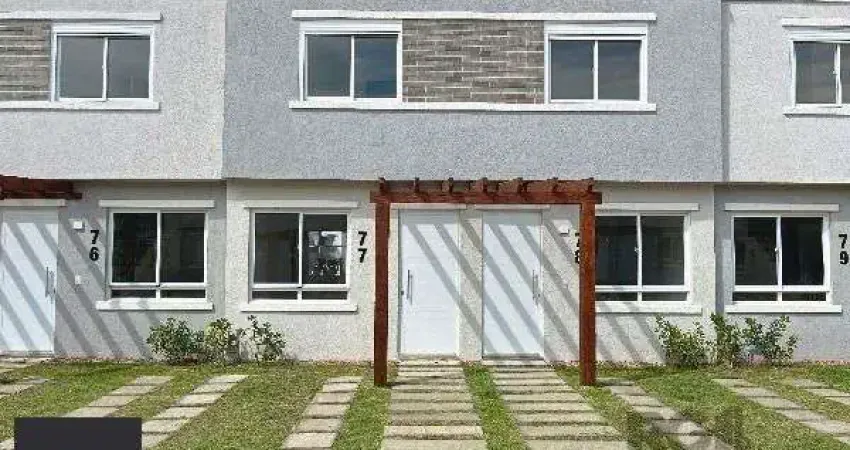 Casa em Porto Alegre, no bairro Vila Nova, com 2 dormitório(s), e 2 banheiros, à venda.