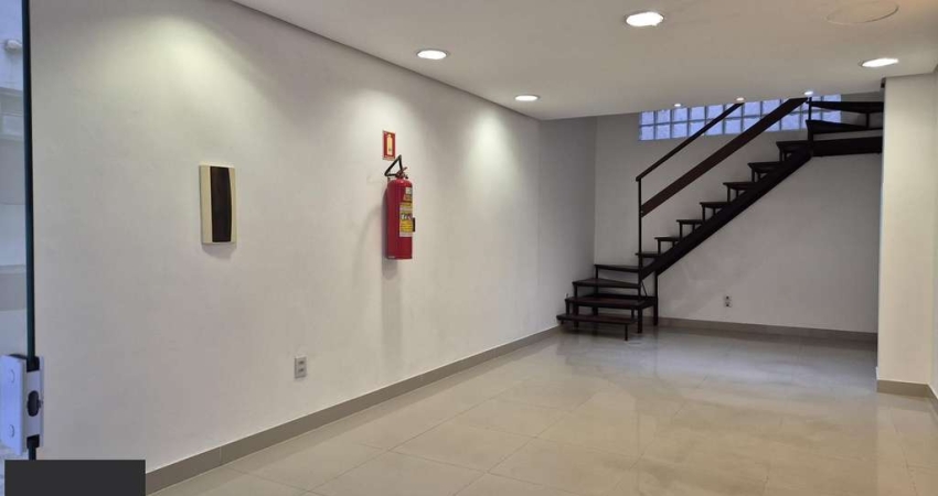 Sala reformada com Mezanino