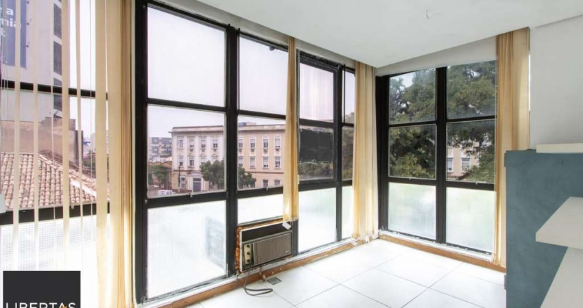 Sala comercial no Edifício Uarumã.