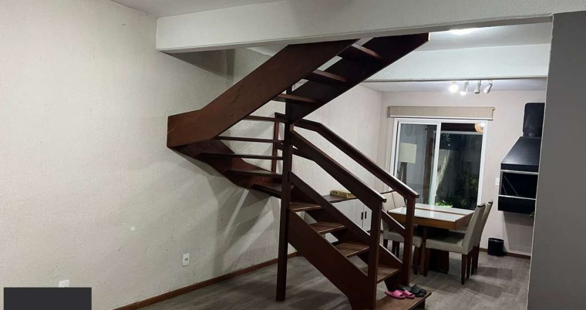 Casa com 3 dormitórios, 1 vaga no bairro Hípica e Porto Alegre, RS